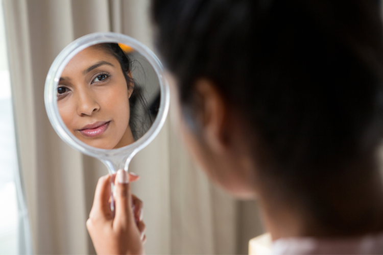 Can Filler Migrate Header Image of Woman with Mirror